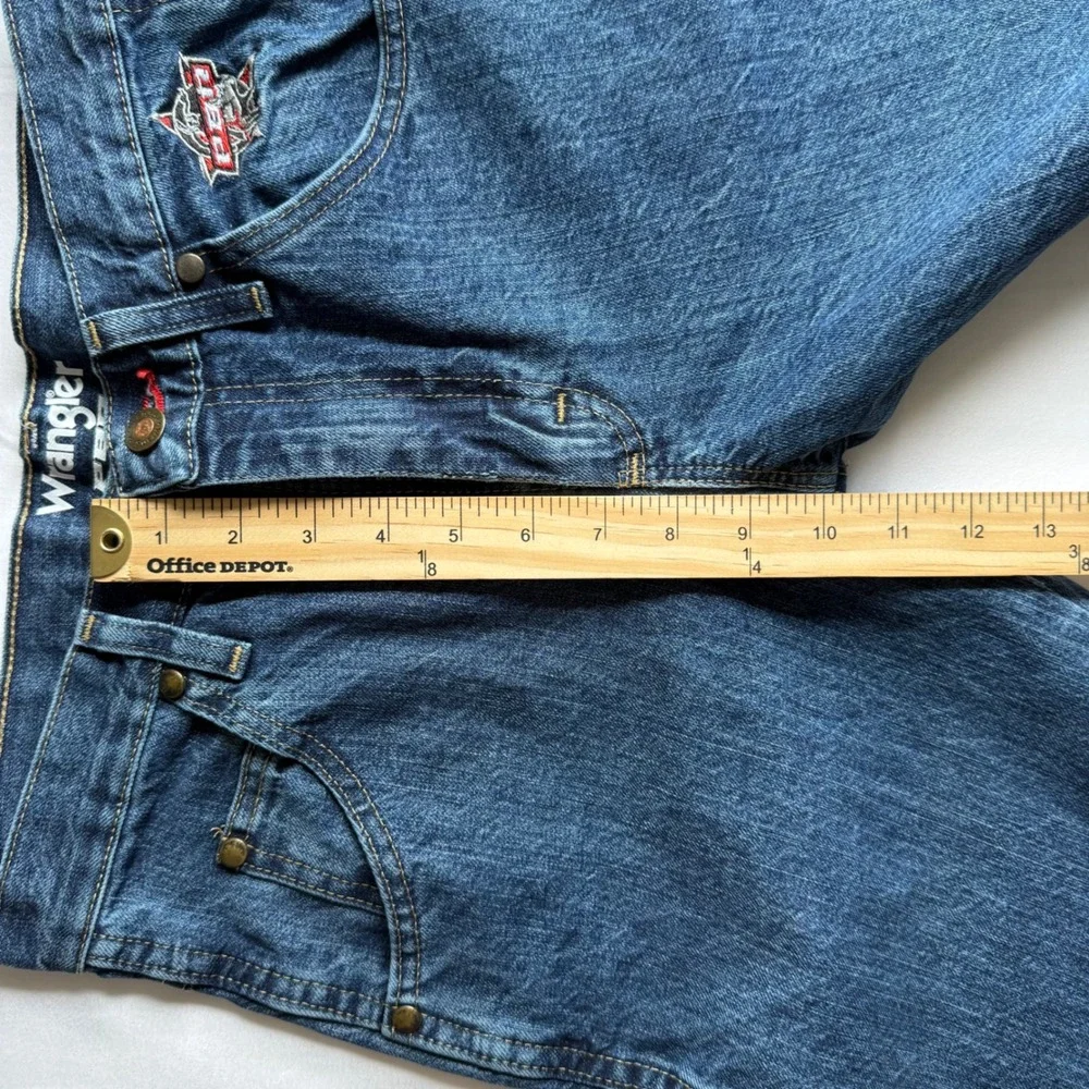 Wrangler PBR Professional Bull Riders Jeans Mens 28x30 Dark Wash Denim Rodeo USA